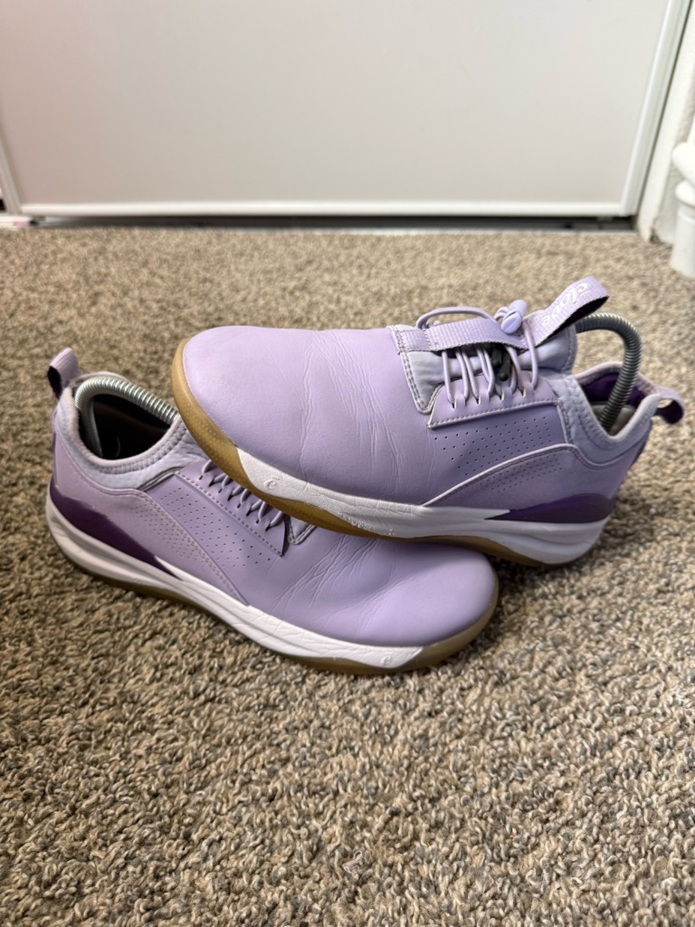 Clove Women’s Lightweight Lavender Athletic Sneakers - Picture 2 of 7